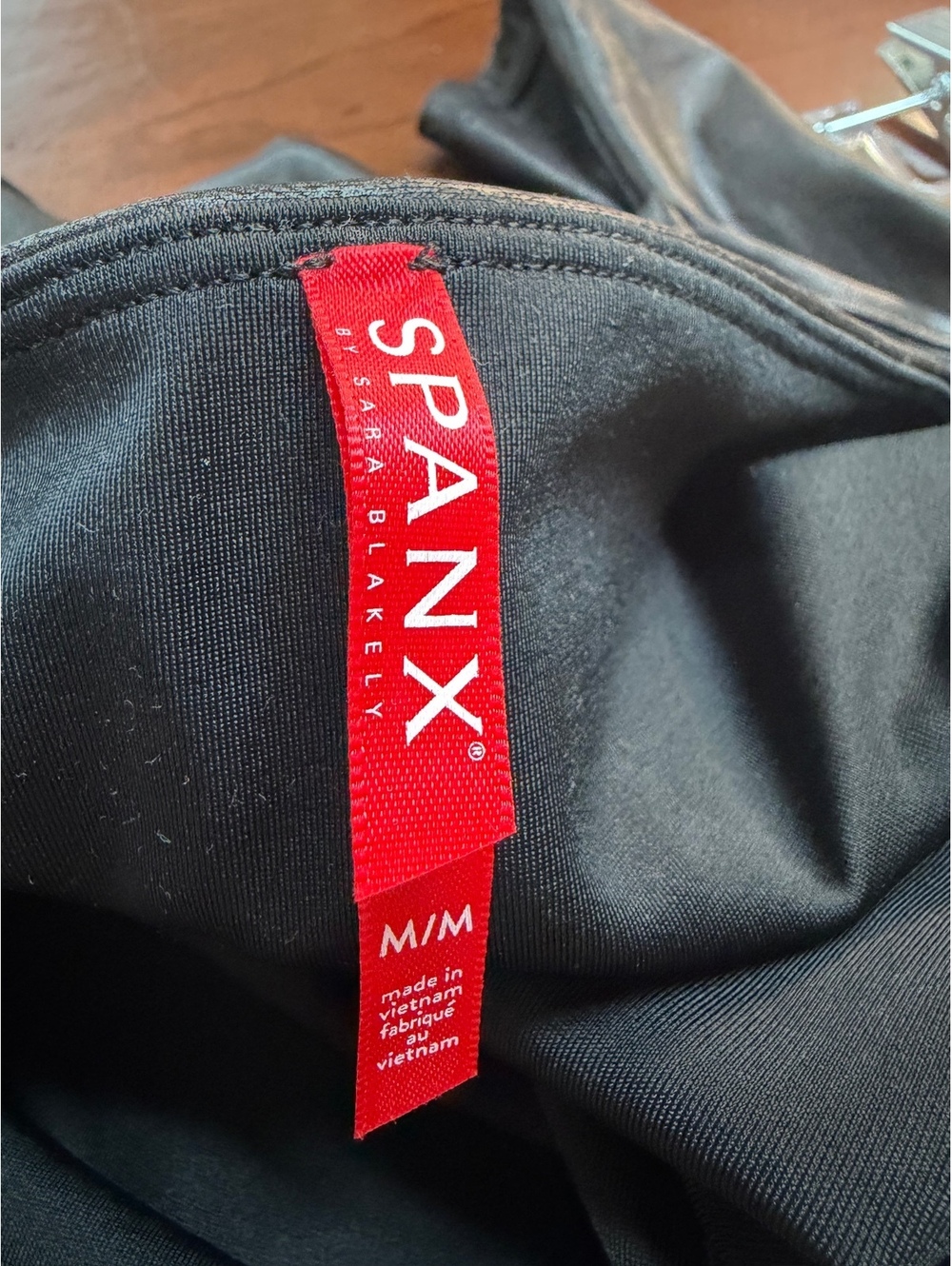 SPANXshape Faux Leather Leggings - Picture 4 of 5